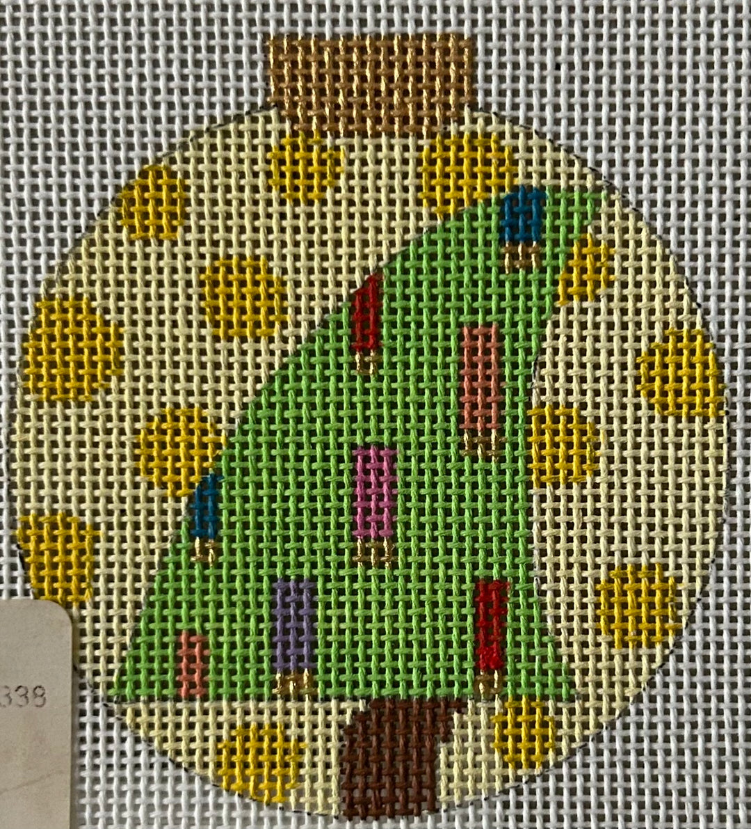 PM1444 GREEN TREE YELLOW ORNAMENT