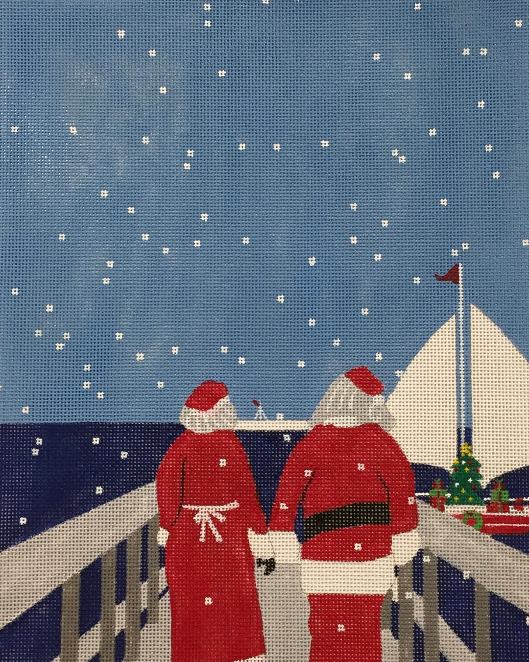 NL90 MR & MRS CLAUS ON THE PIER