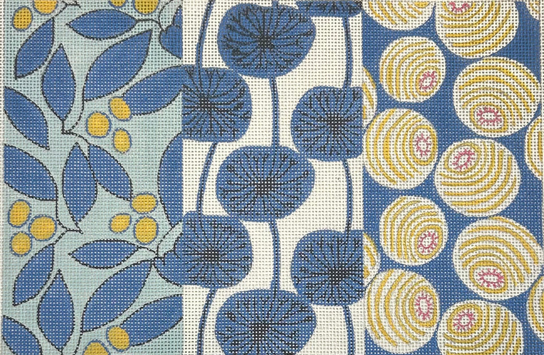 LC050223 FLORAL PATTERN CLUTCH BLUES