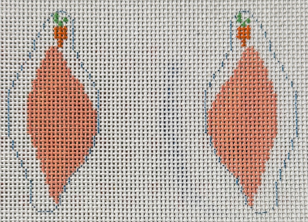 CD156C 3D CARROT BUNNY WITH EARS