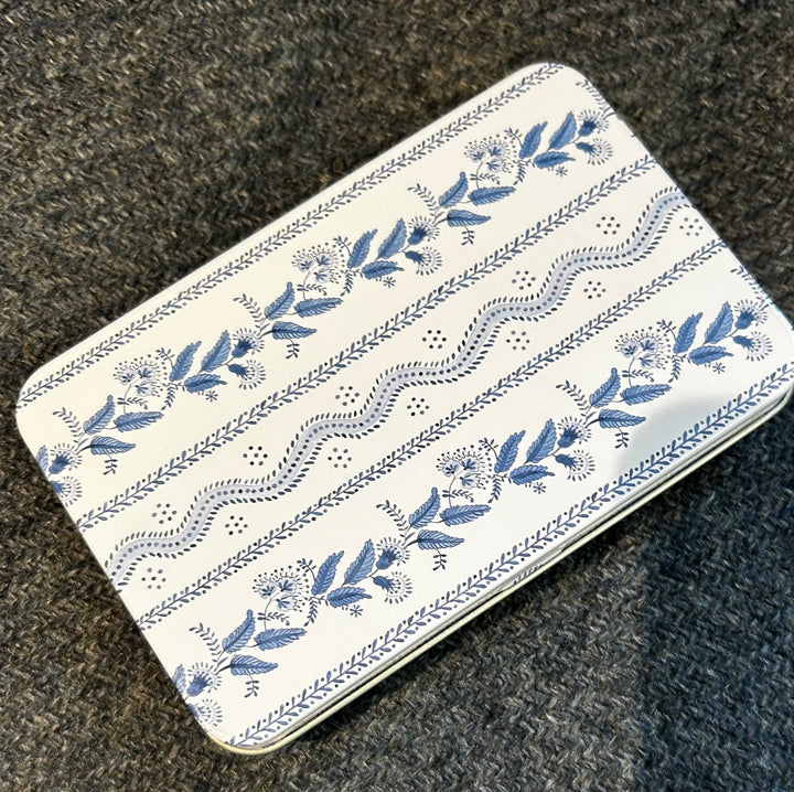 TIN BOX WITH MAGNET - BLUE STRIPE
