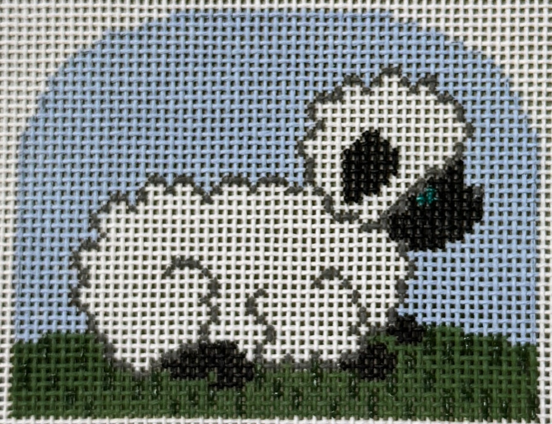 TH143 CRECHE SITTING LAMB 18M